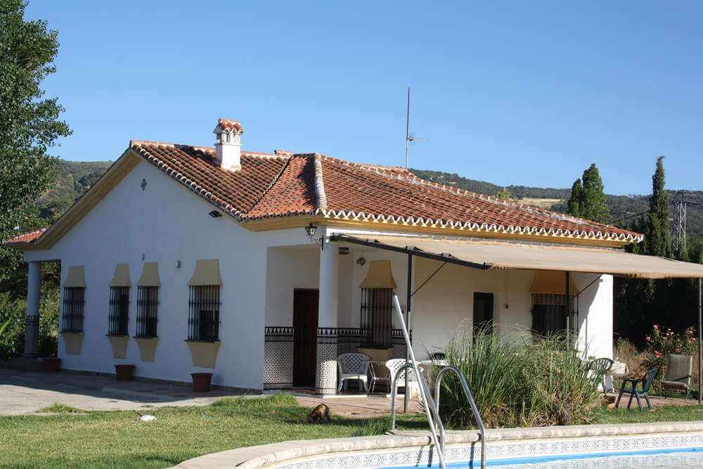 Casa de Campo mit Pool und Tennisplatz in Ronda