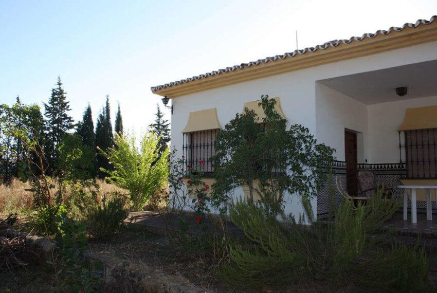 M-1024-casa-de-campo-mit-pool-und-tennisplatz-in-ronda-20