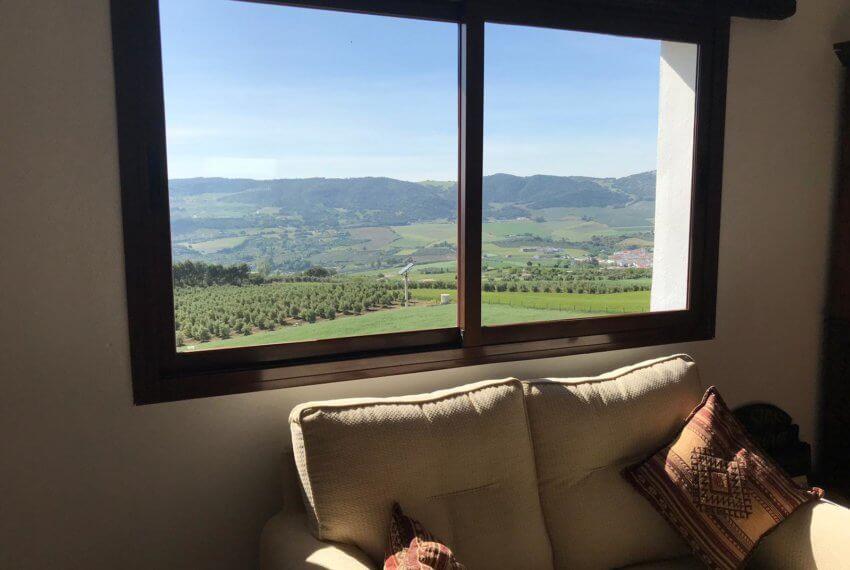 Fincas Andalucia - Ronda - Wunderschöne Finca mit herrlicher Aussicht auf die Berge von Grazalema