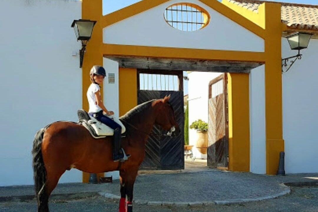 Finca mit Reitanlage in Morón de la Frontera Titelbild